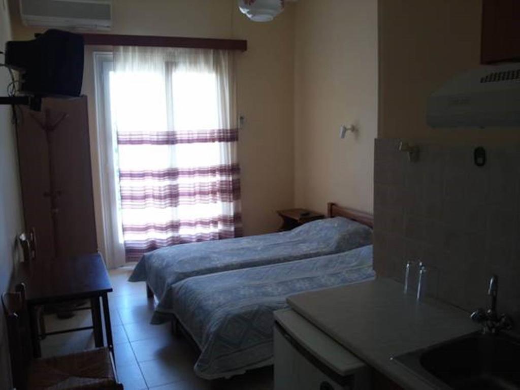 Hotel Foivos Loutra Edipsou  Zimmer foto